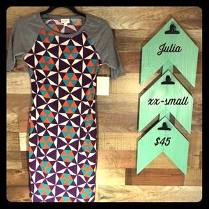 NWT XXS LULAROE JULIA DRESS